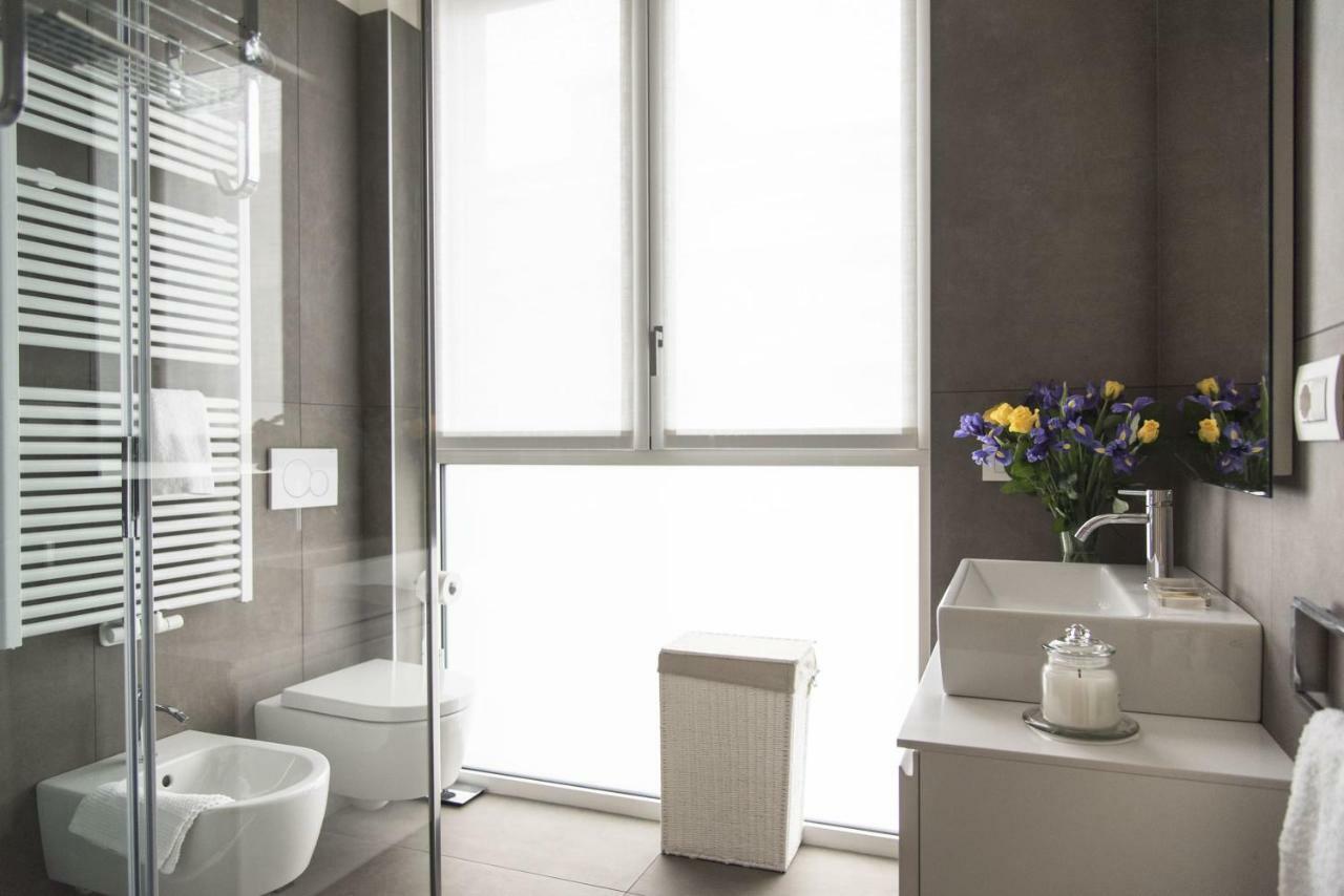 Design & New Center Apartments Milan Exterior photo